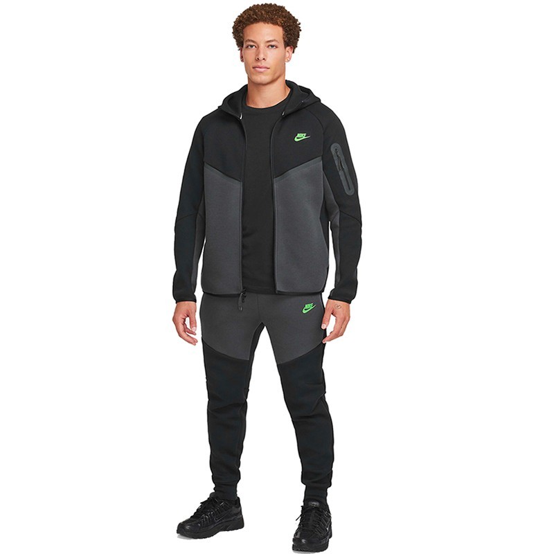 ENSEMBLE NIKE TECH GRIS NOIR ENSEMBLE NIKE TECH GRIS NOIR