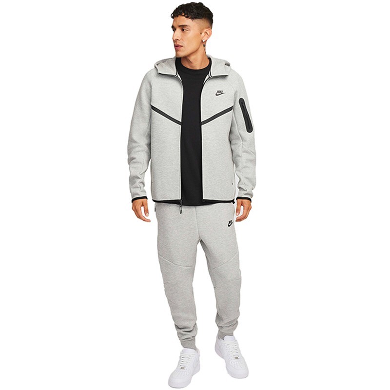 ENSEMBLE NIKE TECH GRIS ENSEMBLE NIKE TECH GRIS