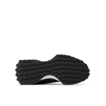 NB 327 BLACK AND WHITE